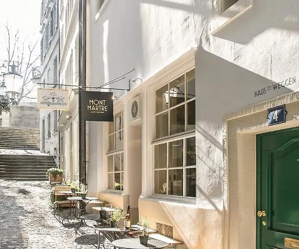 Montmartre Szálloda 2*